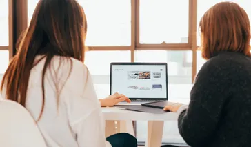 15 Best website survey questions to ask your visitors